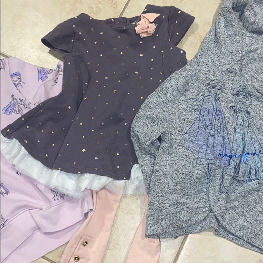 2 sweaters plus one outfit